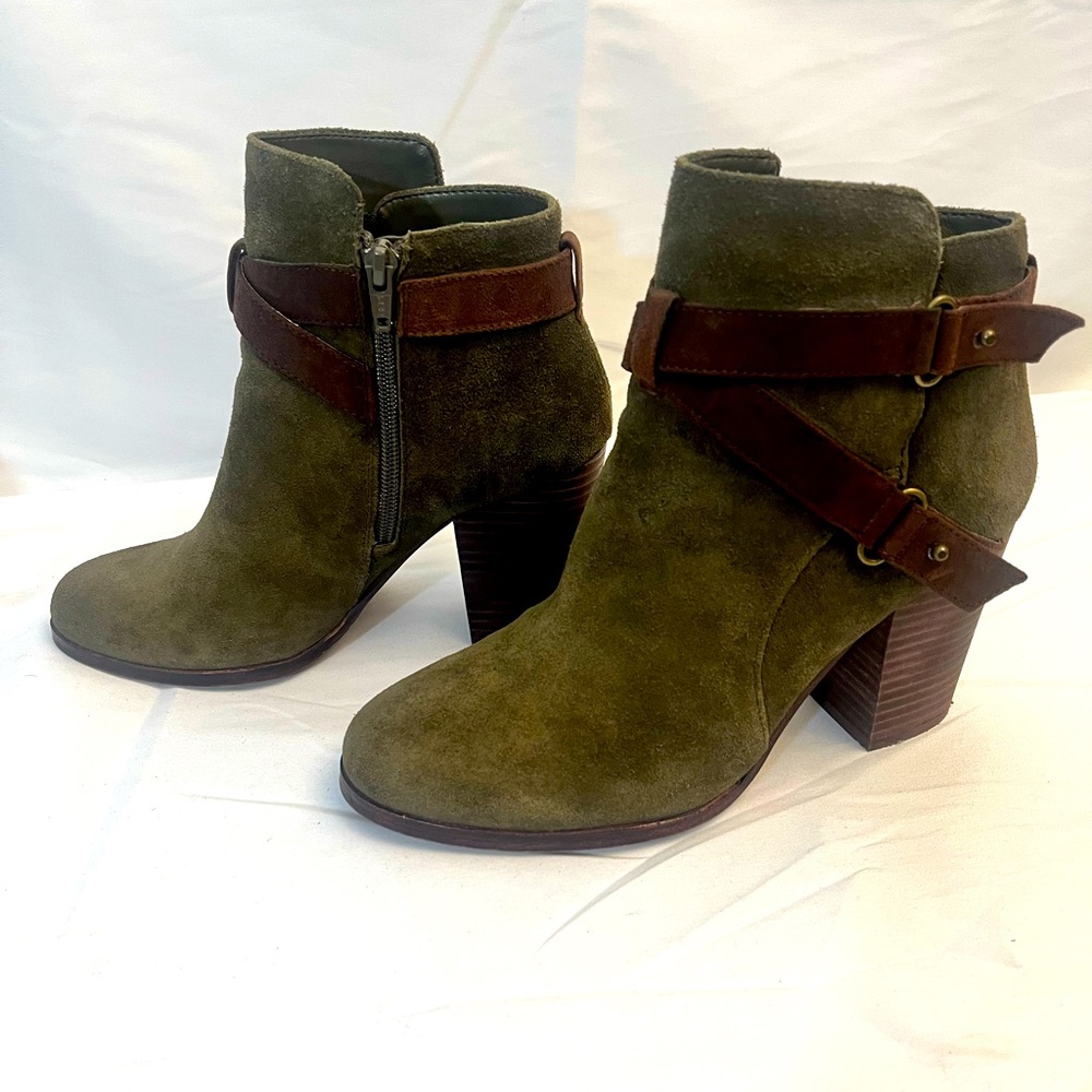 Gianni Bini Leather Suede Ankle Boot Army green